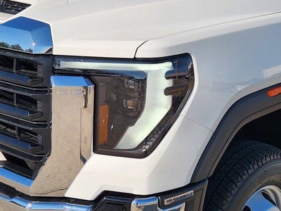 2026 GMC Sierra 3500 HD Chassis Cab Pro