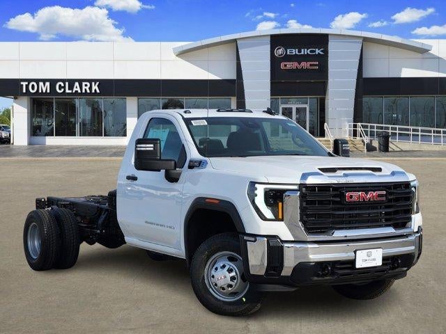 2026 GMC Sierra 3500 HD Chassis Cab Pro