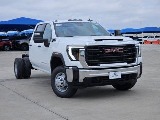 2026 GMC Sierra 3500 HD Chassis Cab Pro