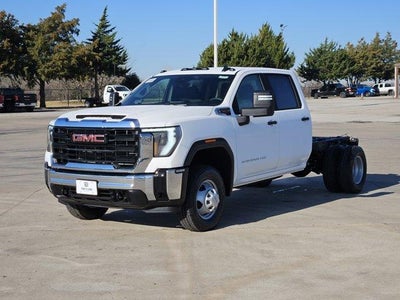 2026 GMC Sierra 3500 HD Chassis Cab Pro