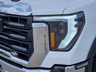 2026 GMC Sierra 3500 HD Chassis Cab Pro