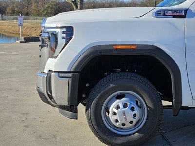 2026 GMC Sierra 3500 HD Chassis Cab Pro