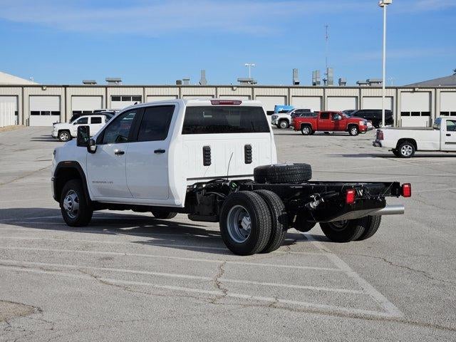 2026 GMC Sierra 3500 HD Chassis Cab Pro