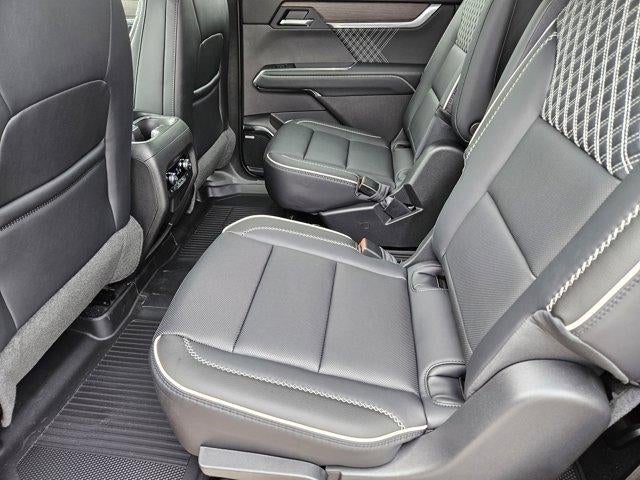 2026 GMC Acadia FWD Denali