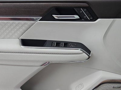 2026 GMC Acadia FWD Denali