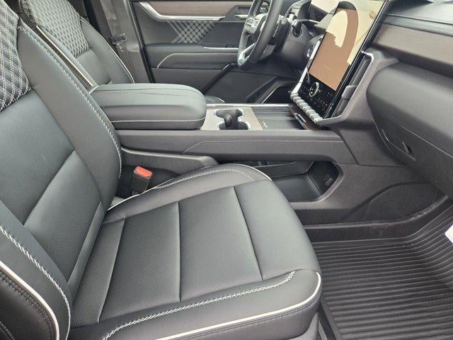 2026 GMC Acadia FWD Denali