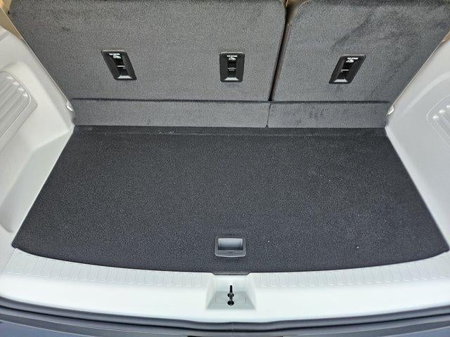 2027 GMC Acadia FWD Denali