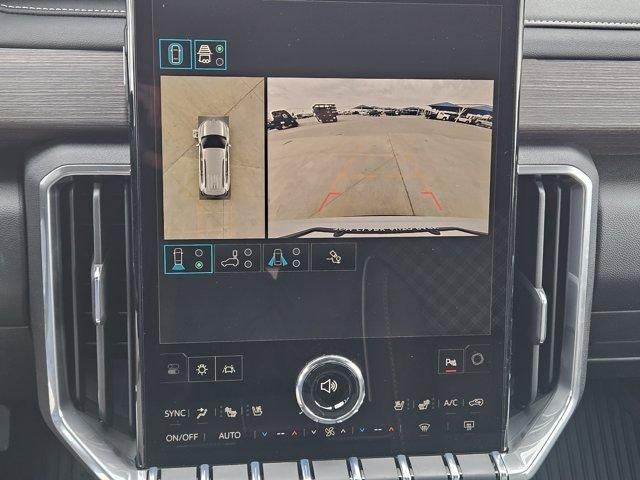 2026 GMC Acadia FWD Denali