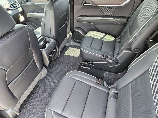 2026 GMC Acadia FWD Denali