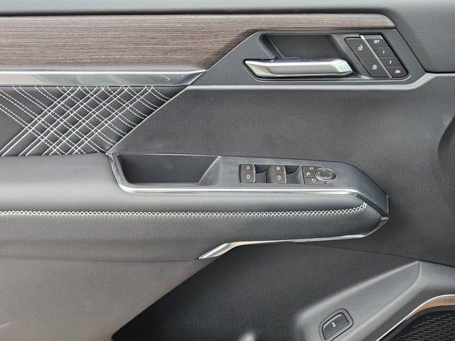 2027 GMC Acadia FWD Denali