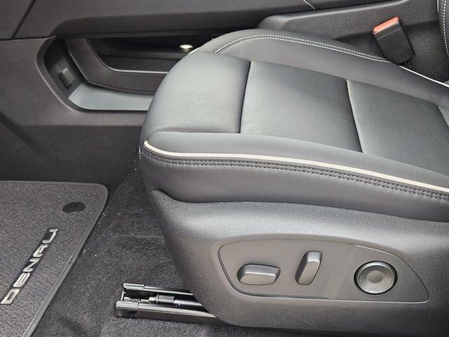 2027 GMC Acadia FWD Denali