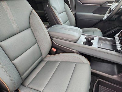 2026 GMC Acadia AWD AT4