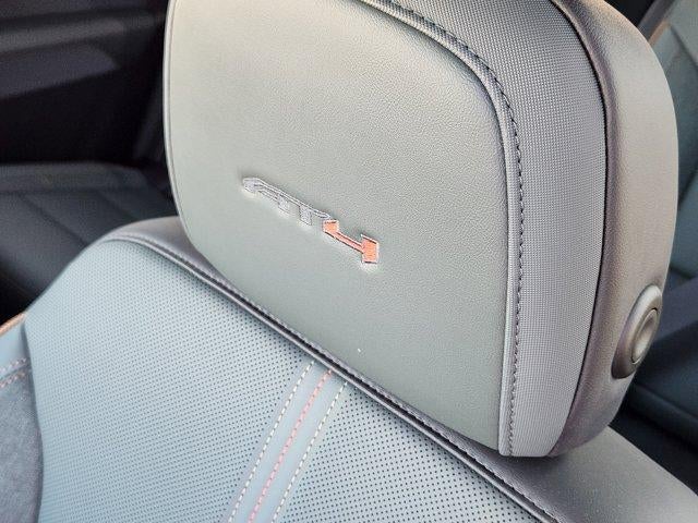 2026 GMC Acadia AWD AT4