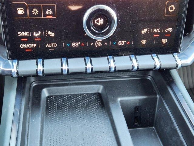 2026 GMC Acadia AWD AT4