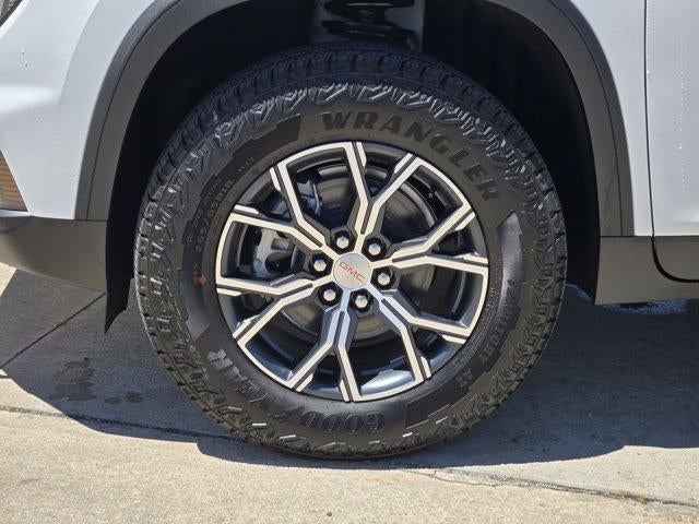 2026 GMC Acadia AWD AT4
