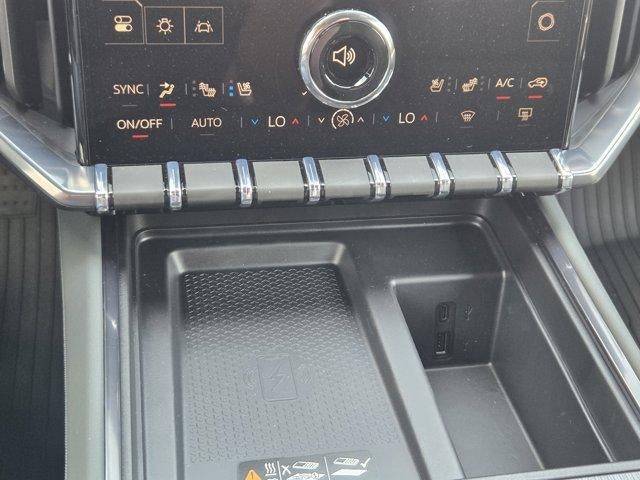 2026 GMC Acadia AWD AT4