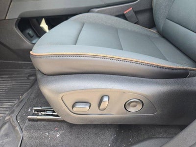 2026 GMC Acadia AWD AT4