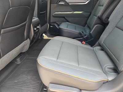 2026 GMC Acadia AWD AT4