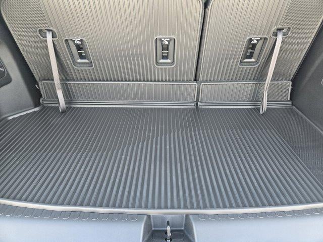 2026 GMC Acadia AWD AT4