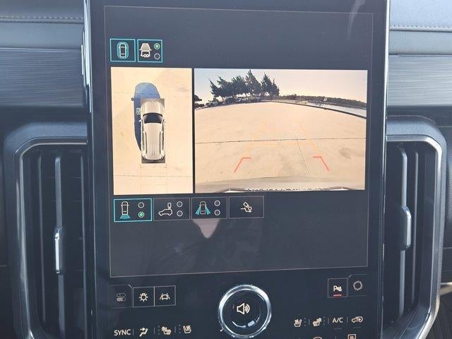 2026 GMC Acadia AWD AT4