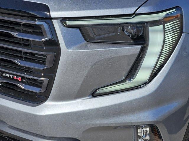 2026 GMC Acadia AWD AT4