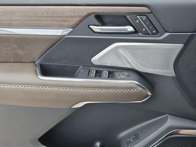 2026 GMC Acadia FWD Denali Ultimate