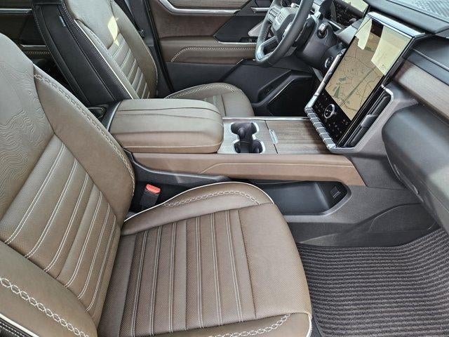 2026 GMC Acadia FWD Denali Ultimate