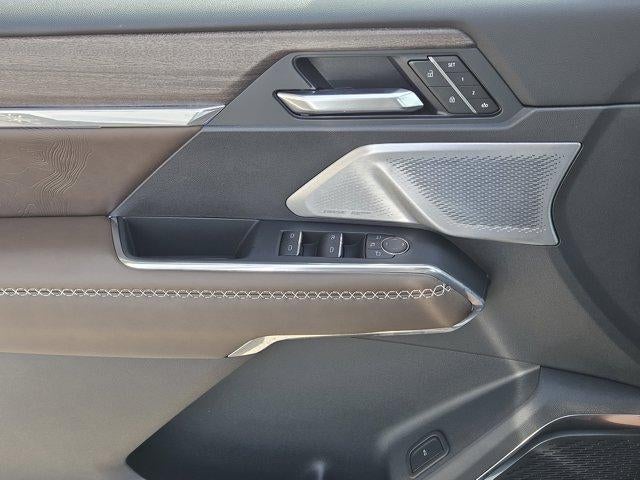 2026 GMC Acadia FWD Denali Ultimate