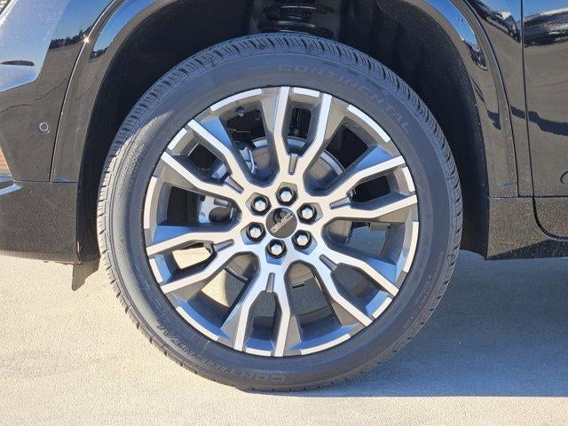 2026 GMC Acadia FWD Denali Ultimate