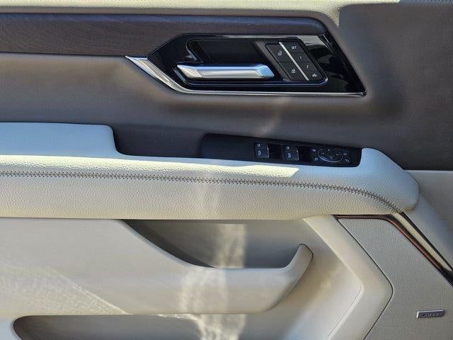 2027 GMC Yukon XL Denali - Photo 16