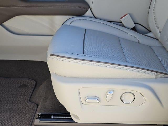 2027 GMC Yukon XL Denali - Photo 17