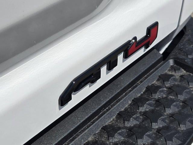 2026 GMC Canyon 4WD AT4