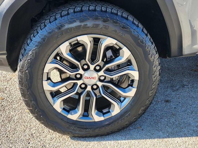 2023 GMC Canyon Denali