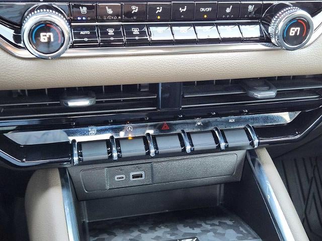 2023 GMC Canyon Denali