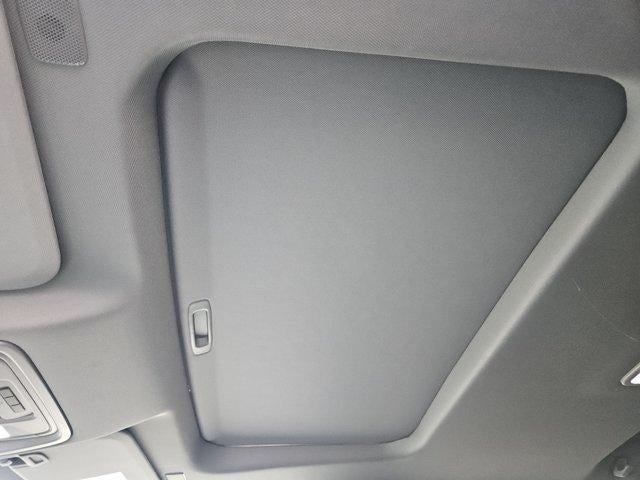 2026 GMC Sierra 1500 SLT - Photo 18