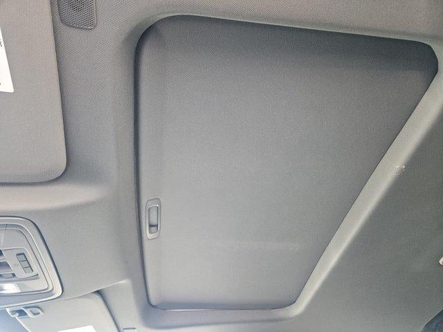 2026 GMC Sierra 1500 SLT - Photo 18