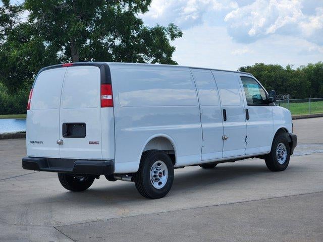 2025 GMC Savana Cargo 2500 Base