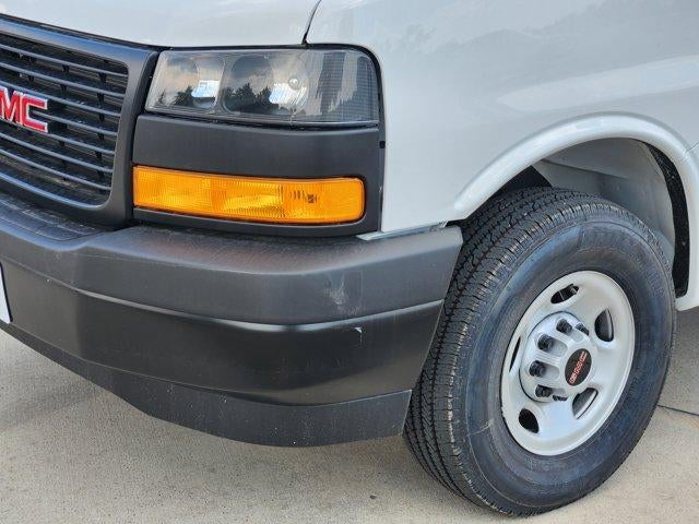 2025 GMC Savana Cargo 2500 Base
