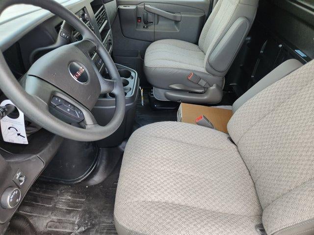 2025 GMC Savana Cargo 2500 Base