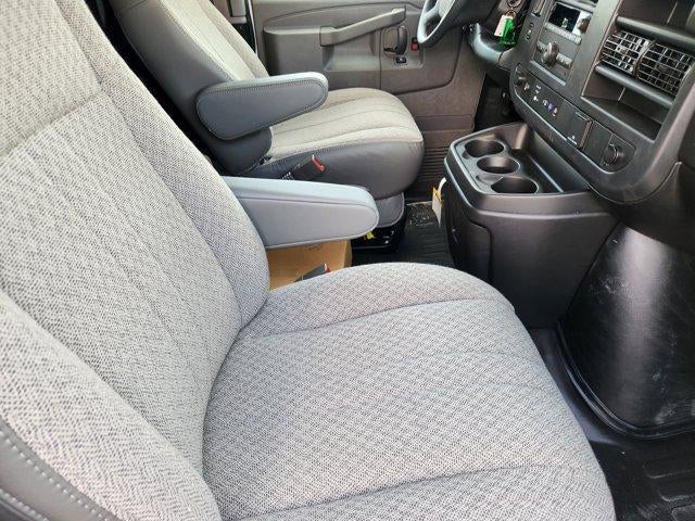 2025 GMC Savana Cargo 2500 Base