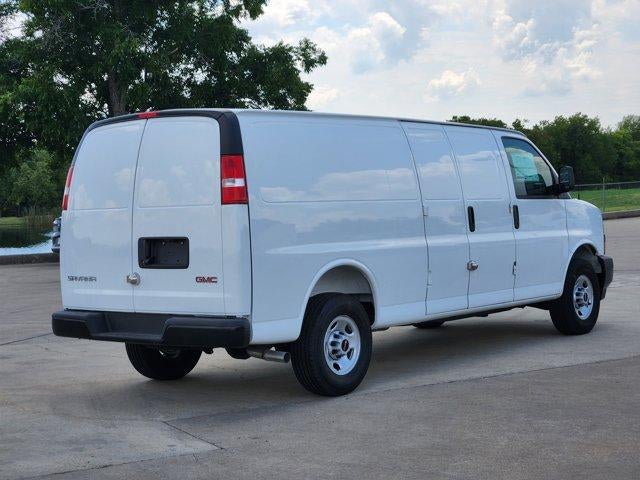 2025 GMC Savana Cargo 2500 Base