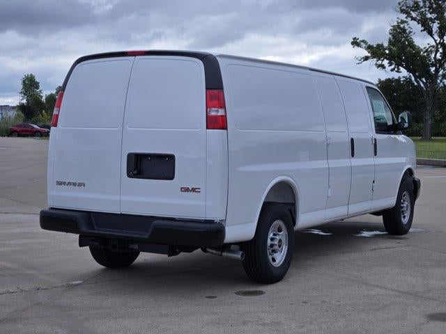 2025 GMC Savana Cargo 3500 Base