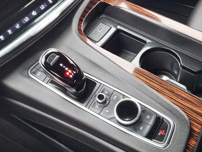 2022 Cadillac Escalade Luxury