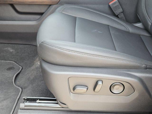 2026 GMC Sierra 1500 SLT - Photo 18