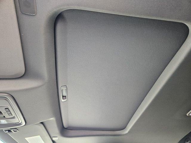 2026 GMC Sierra 1500 SLT - Photo 19