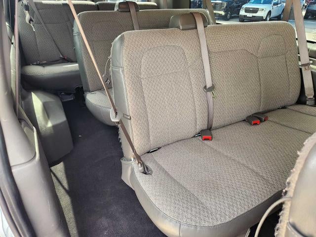 2024 Chevrolet Express Passenger 3500 1LT