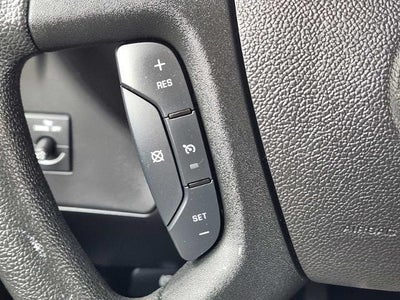 2024 Chevrolet Express Passenger 3500 1LT
