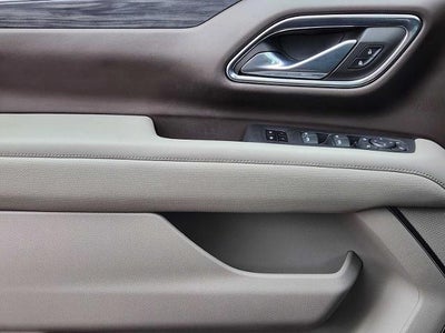2023 GMC Yukon SLT
