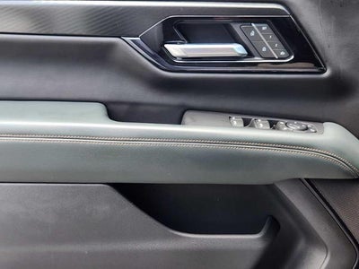 2025 GMC Yukon AT4