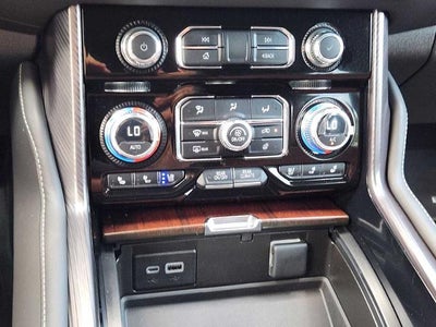 2023 GMC Yukon XL Denali Ultimate